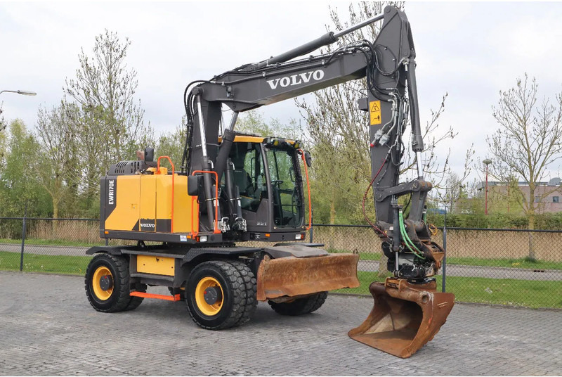 Volvo EWR 170 E | ROTOTILT | BUCKET | DOZERBLADE | TRAILER HYDR - Ekskavator roda: gambar 5 Volvo EWR 170 E | ROTOTILT | BUCKET | DOZERBLADE | TRAILER HYDR - Ekskavator roda: gambar 5