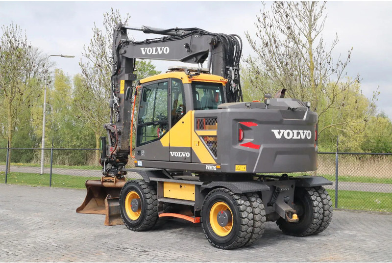 Volvo EWR 170 E | ROTOTILT | BUCKET | DOZERBLADE | TRAILER HYDR - Ekskavator roda: gambar 3 Volvo EWR 170 E | ROTOTILT | BUCKET | DOZERBLADE | TRAILER HYDR - Ekskavator roda: gambar 3
