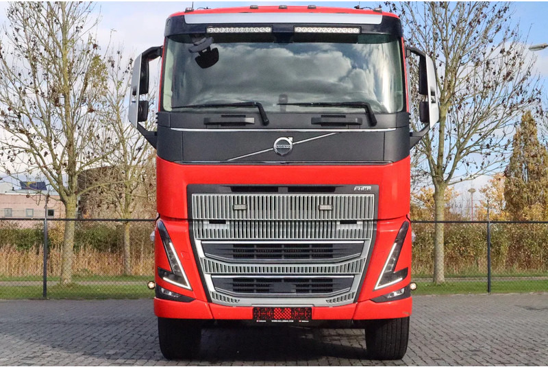 Volvo FH 16.650 | 6X4 | TANDEMLIFT | RETARDER | BIG AXLES | EURO 6 - Truk jungkit: gambar 2 Volvo FH 16.650 | 6X4 | TANDEMLIFT | RETARDER | BIG AXLES | EURO 6 - Truk jungkit: gambar 2