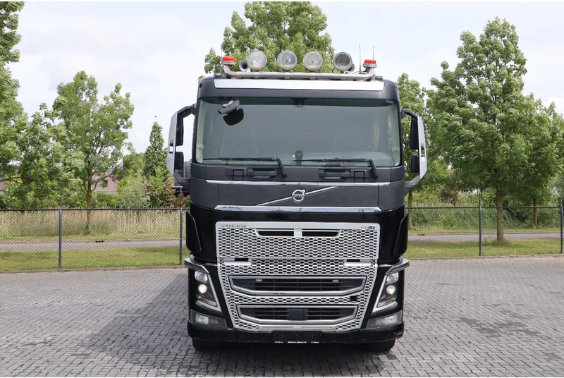 Volvo FH 16.750 | 6X4 | RETARDER | BIG AXLES | EURO 6 - Truk jungkit: gambar 2 Volvo FH 16.750 | 6X4 | RETARDER | BIG AXLES | EURO 6 - Truk jungkit: gambar 2