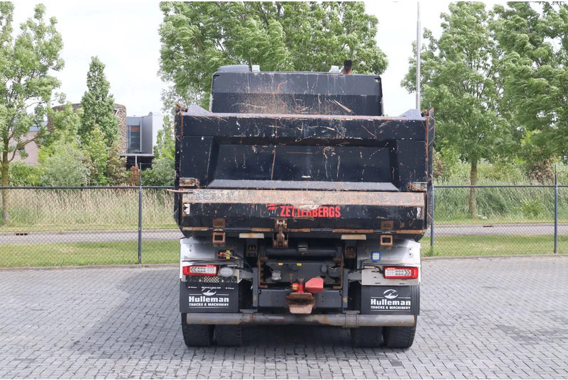 Volvo FH 16.750 | 6X4 | RETARDER | BIG AXLES | EURO 6 - Truk jungkit: gambar 5 Volvo FH 16.750 | 6X4 | RETARDER | BIG AXLES | EURO 6 - Truk jungkit: gambar 5