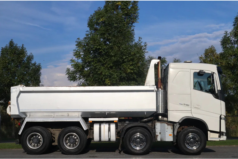 Volvo FH 540 | 8X4 | BIG AXLES | RETARDER | EURO 6 - Truk jungkit: gambar 3 Volvo FH 540 | 8X4 | BIG AXLES | RETARDER | EURO 6 - Truk jungkit: gambar 3