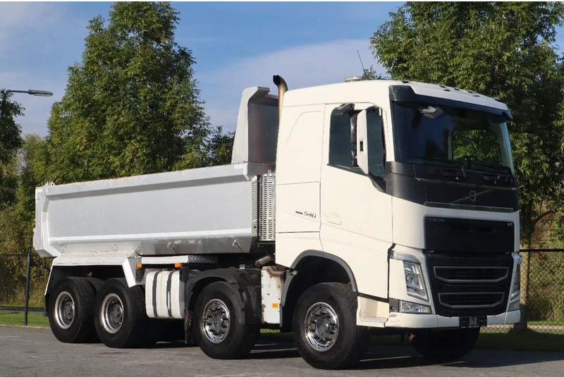 Volvo FH 540 | 8X4 | BIG AXLES | RETARDER | EURO 6 - Truk jungkit: gambar 2 Volvo FH 540 | 8X4 | BIG AXLES | RETARDER | EURO 6 - Truk jungkit: gambar 2