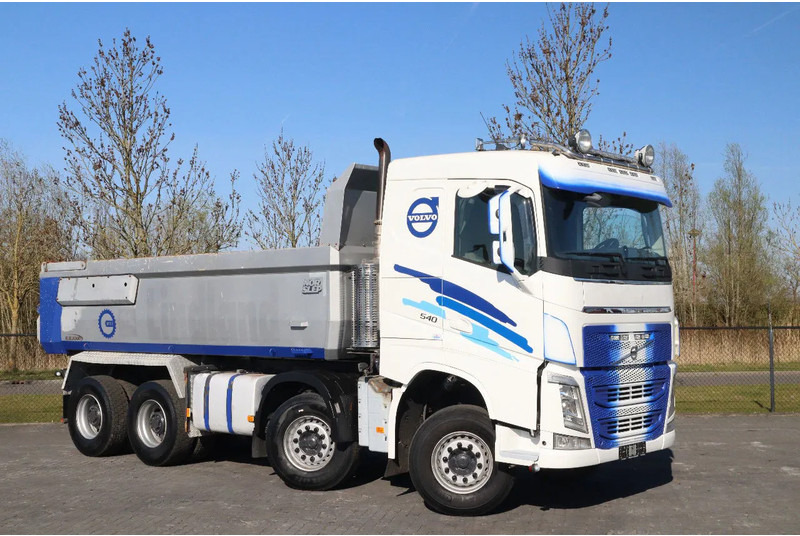 Volvo FH 540 | 8X4 | TANDEMLIFT | RETARDER | BIG AXLES | EURO 6 - Truk jungkit: gambar 3 Volvo FH 540 | 8X4 | TANDEMLIFT | RETARDER | BIG AXLES | EURO 6 - Truk jungkit: gambar 3