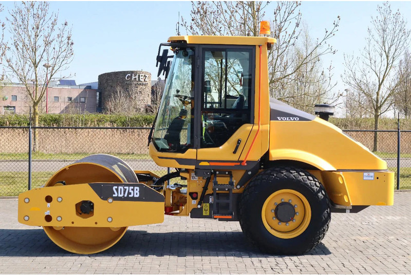 Volvo SD75B | SD 75 B | NEW / UNUSED | - Roller: gambar 1 Volvo SD75B | SD 75 B | NEW / UNUSED | - Roller: gambar 1