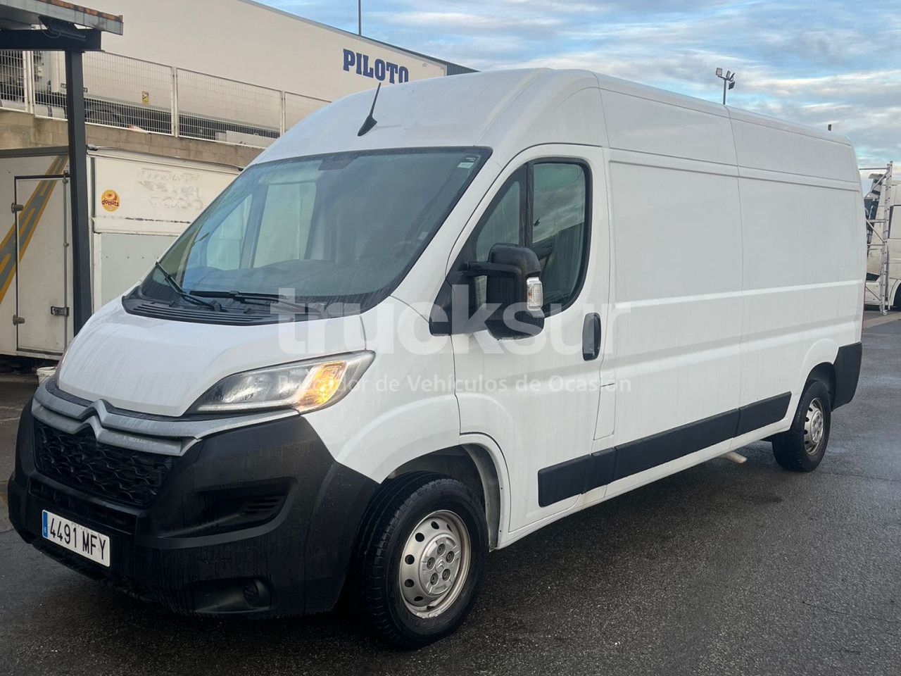 CITROEN JUMPER 140.35 L3H2 - Van box: gambar 1 CITROEN JUMPER 140.35 L3H2 - Van box: gambar 1