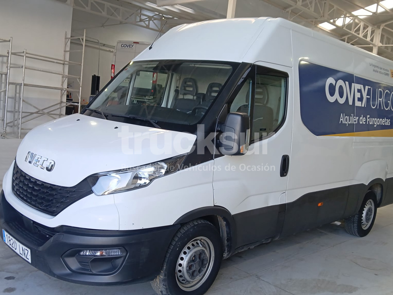 IVECO 35S14 12M3 - Van box: gambar 1 IVECO 35S14 12M3 - Van box: gambar 1