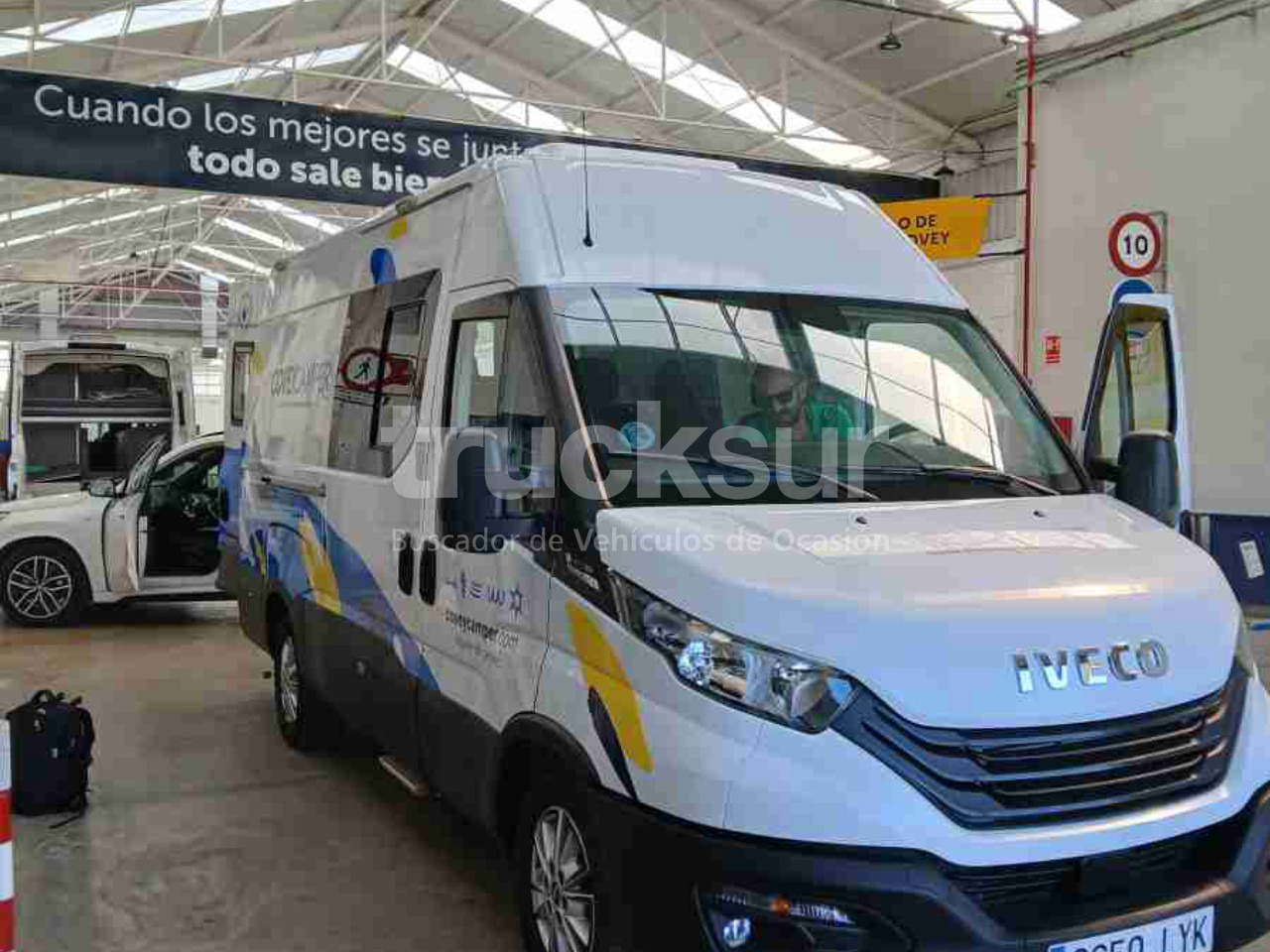 IVECO 35S16 CAMPER - Van box: gambar 1 IVECO 35S16 CAMPER - Van box: gambar 1