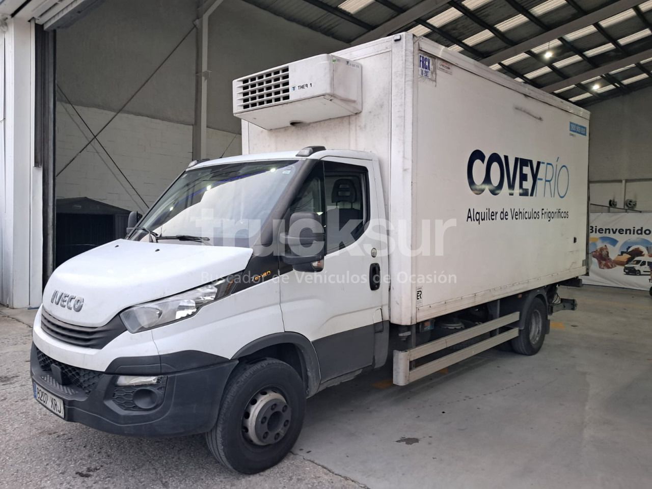 IVECO 72C18 FRC-X P/E - Truk berpendingin: gambar 2 IVECO 72C18 FRC-X P/E - Truk berpendingin: gambar 2