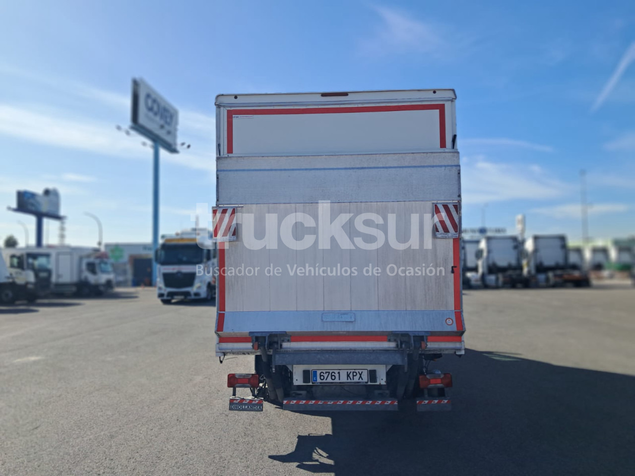 IVECO 72C18 P/E - Truk box: gambar 5 IVECO 72C18 P/E - Truk box: gambar 5