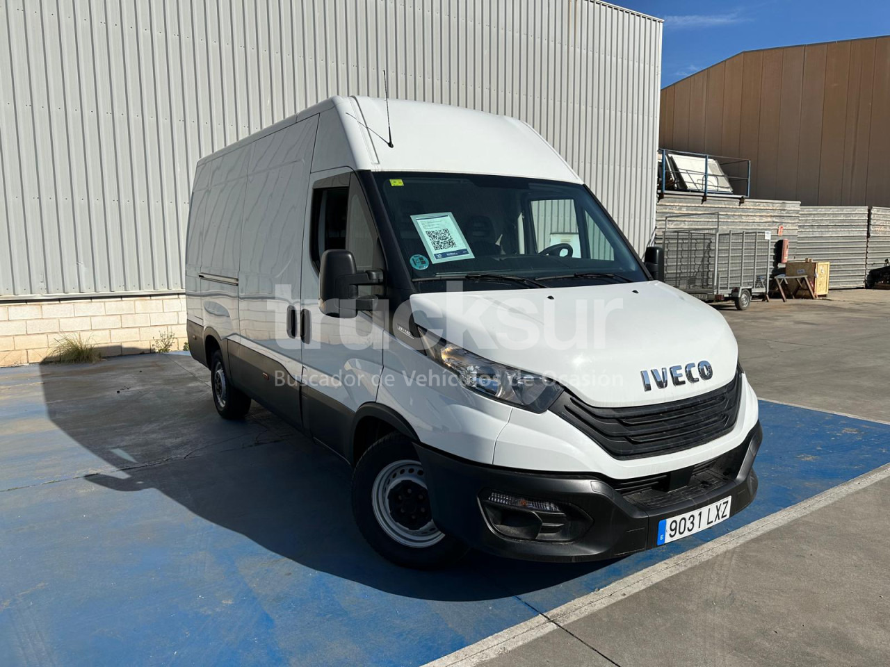 IVECO DAILY 35S16 F 12M3 - Van box: gambar 2 IVECO DAILY 35S16 F 12M3 - Van box: gambar 2