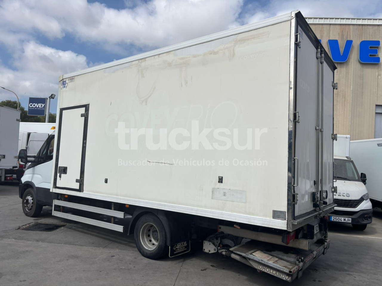 IVECO DAILY 70C18 - Truk box: gambar 3 IVECO DAILY 70C18 - Truk box: gambar 3