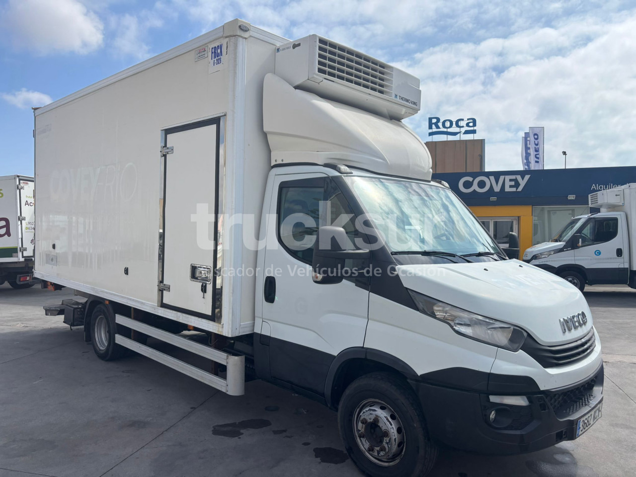 IVECO DAILY 70C18 - Truk box: gambar 1 IVECO DAILY 70C18 - Truk box: gambar 1