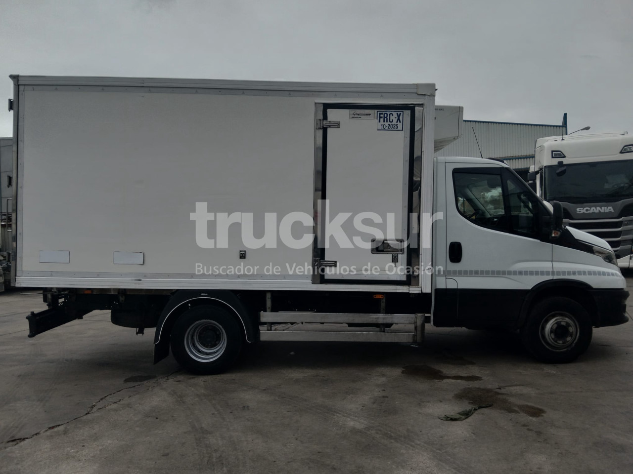IVECO DAILY 72C16 FRC THK - Truk box: gambar 3 IVECO DAILY 72C16 FRC THK - Truk box: gambar 3