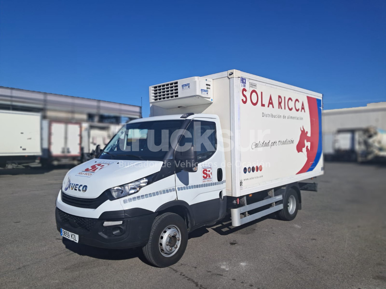 IVECO DAILY 72C18 FRC-X THK - Truk box: gambar 2 IVECO DAILY 72C18 FRC-X THK - Truk box: gambar 2