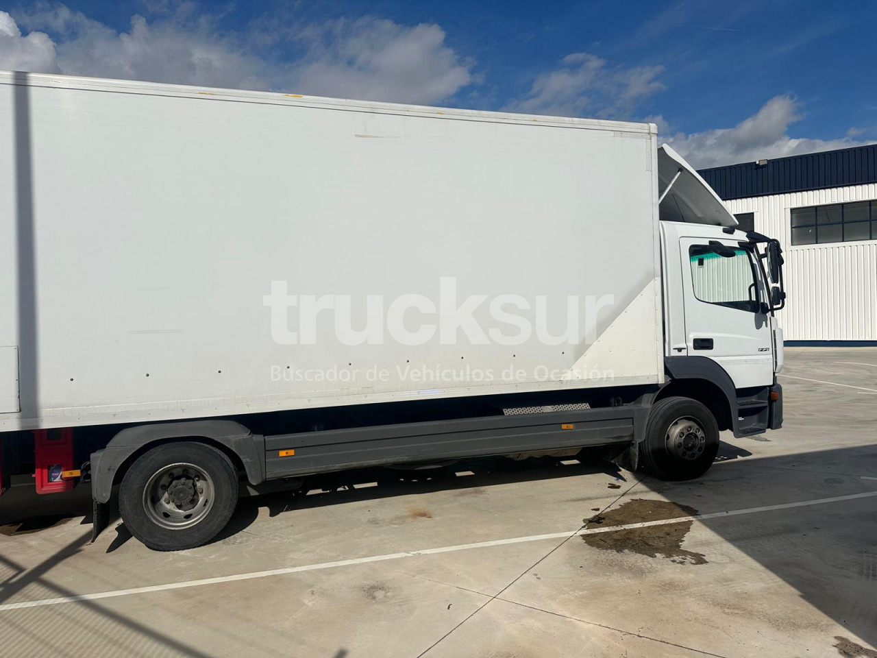 MERCEDES ATEGO - Truk box: gambar 3 MERCEDES ATEGO - Truk box: gambar 3