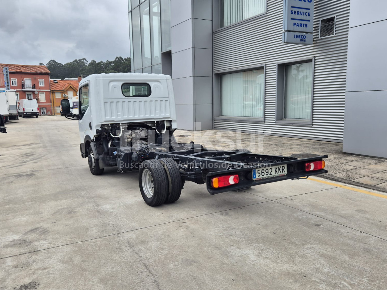 NISSAN NT 400 - Truk sasis: gambar 5 NISSAN NT 400 - Truk sasis: gambar 5