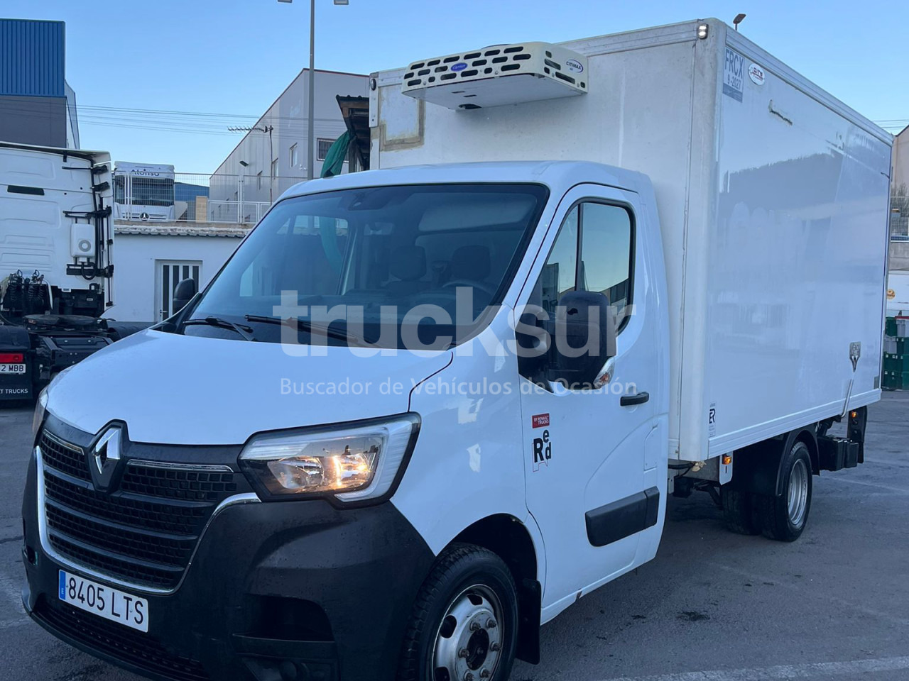 RENAULT 165.35 FRC-X P/E - Van box: gambar 1 RENAULT 165.35 FRC-X P/E - Van box: gambar 1