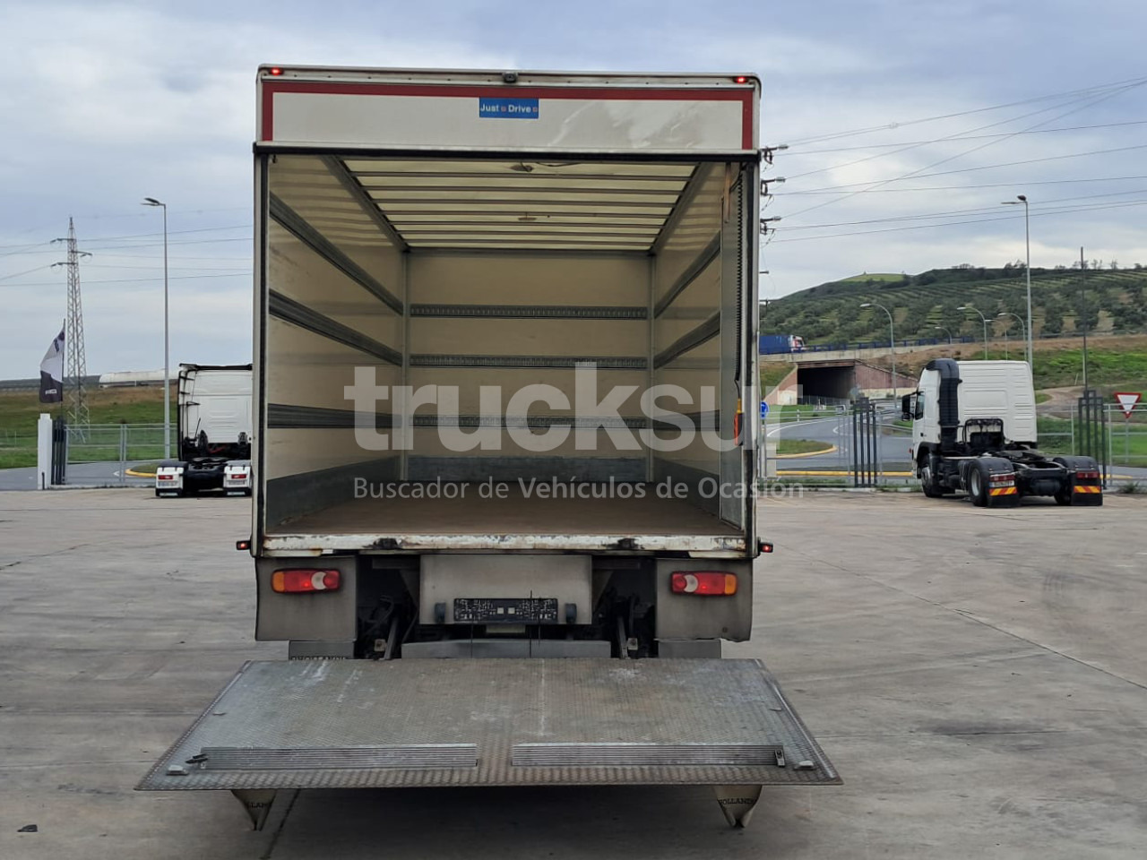 Leasing RENAULT D12.240 RENAULT D12.240: gambar 7