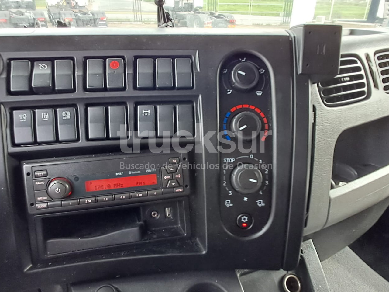 Leasing RENAULT D12.240 RENAULT D12.240: gambar 15