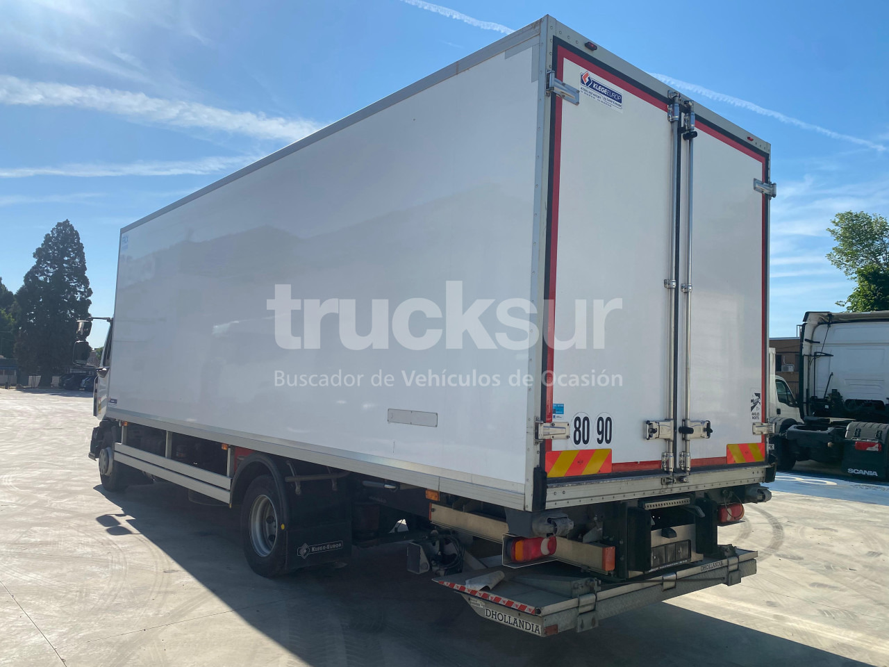 RENAULT D240.13 - Truk berpendingin: gambar 4 RENAULT D240.13 - Truk berpendingin: gambar 4