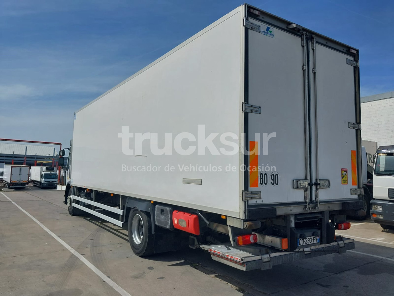 RENAULT D280.18 - Truk berpendingin: gambar 4 RENAULT D280.18 - Truk berpendingin: gambar 4