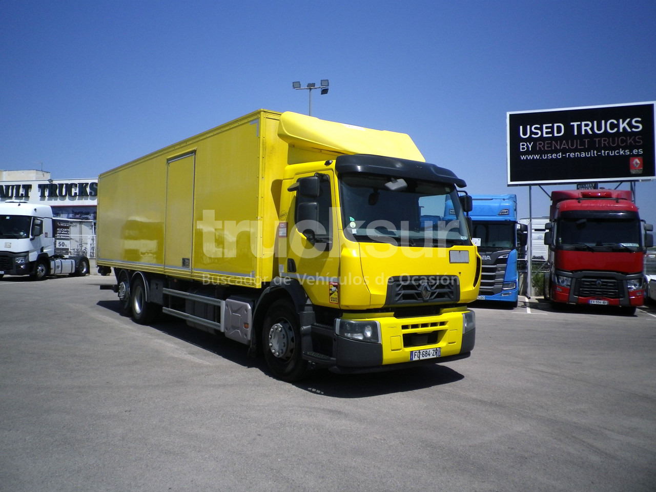 RENAULT D380.26  6X2*4 ejes 6x2*4 - Truk box: gambar 2 RENAULT D380.26  6X2*4 ejes 6x2*4 - Truk box: gambar 2