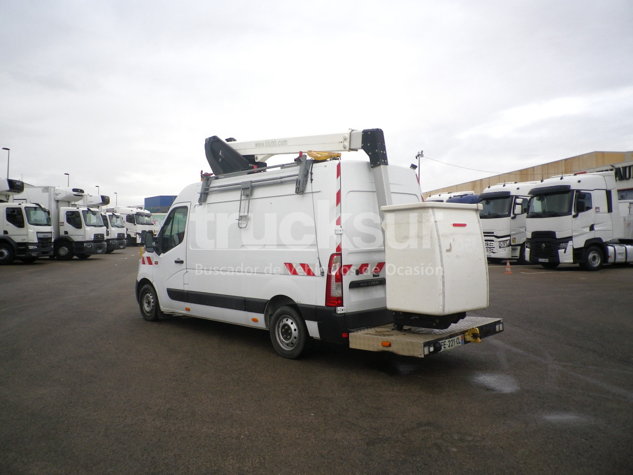 RENAULT MASTER 130.35 CESTA - Van box: gambar 5 RENAULT MASTER 130.35 CESTA - Van box: gambar 5