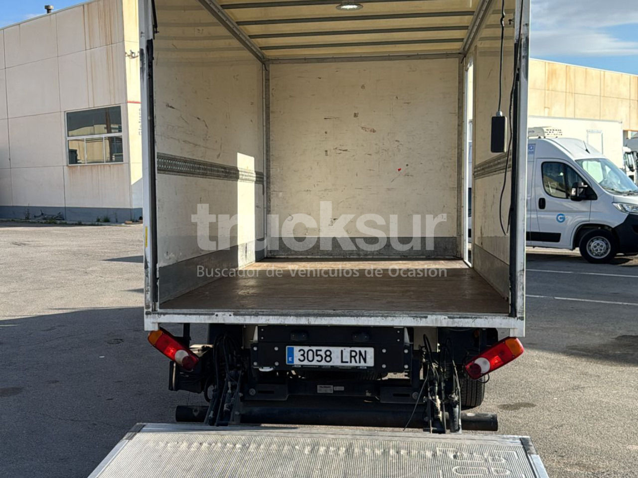 RENAULT MASTER 165.35 GV P/E - Van box: gambar 5 RENAULT MASTER 165.35 GV P/E - Van box: gambar 5