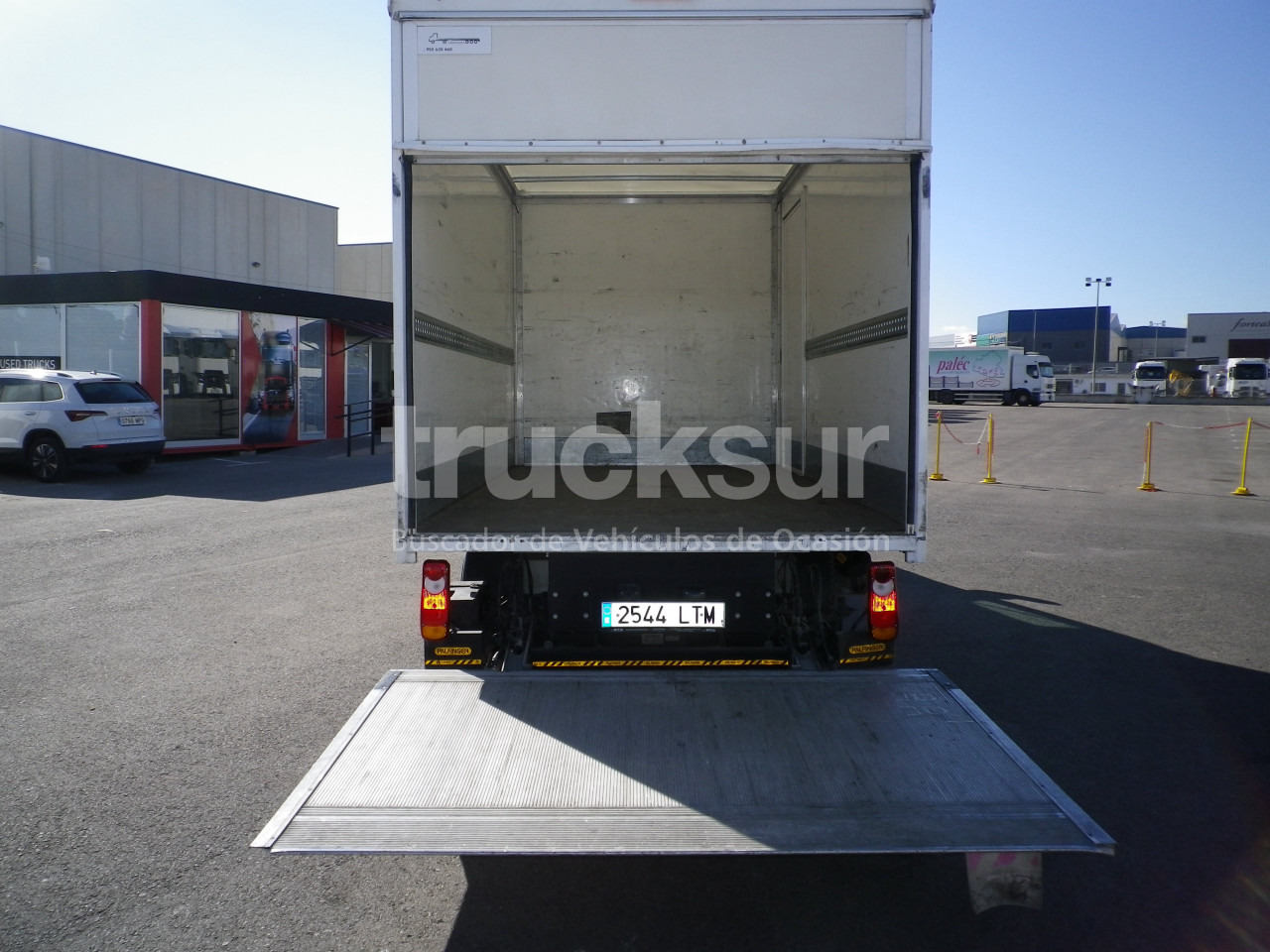 Van box RENAULT MASTER 165.35 GV: gambar 7 Van box RENAULT MASTER 165.35 GV: gambar 7