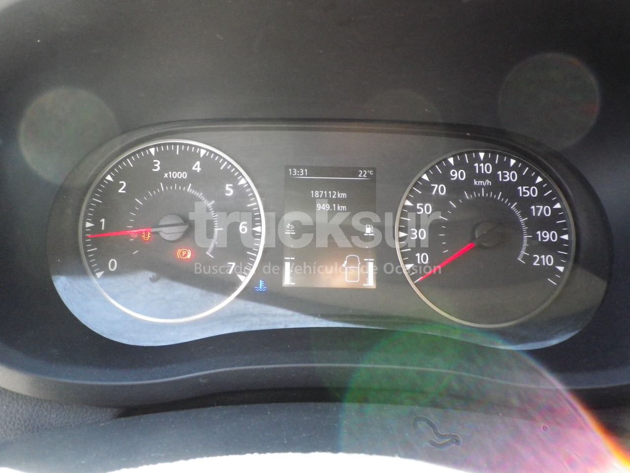 Van box RENAULT MASTER 165.35 GV: gambar 10 Van box RENAULT MASTER 165.35 GV: gambar 10