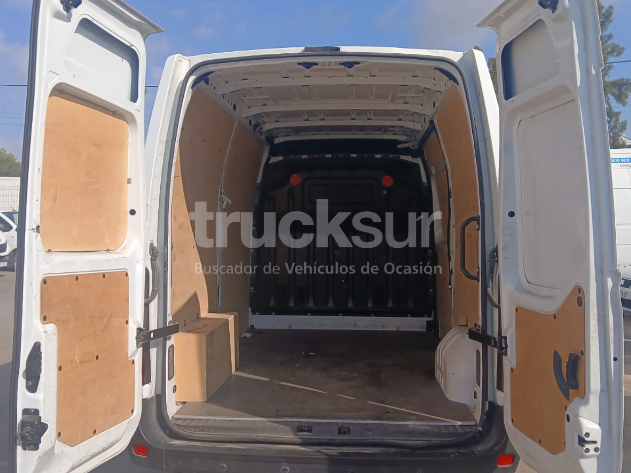 Van box RENAULT MASTER L2H2: gambar 6