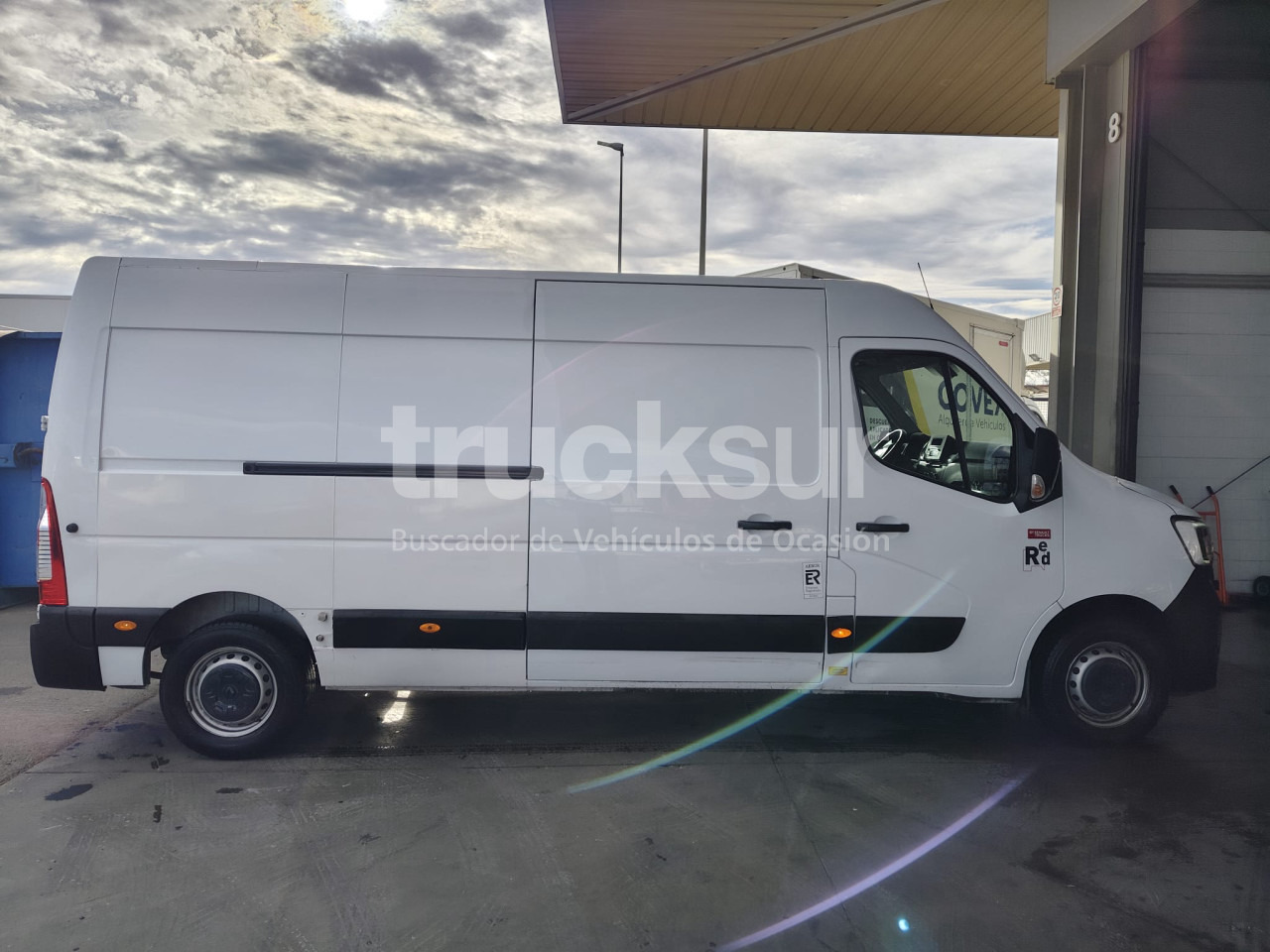 RENAULT MASTER L3H2 135.35 - Van box: gambar 5 RENAULT MASTER L3H2 135.35 - Van box: gambar 5