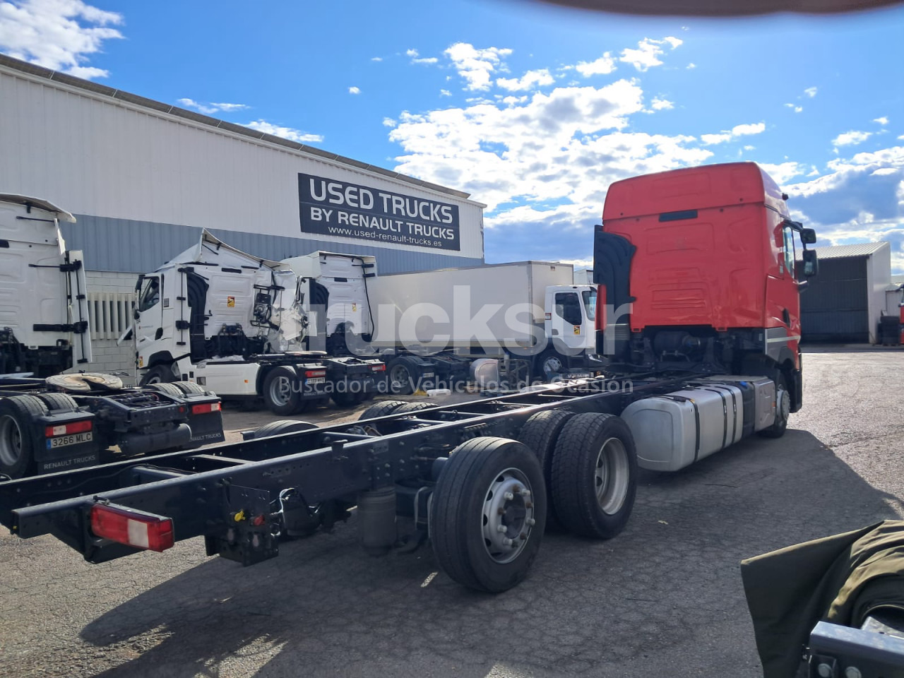 RENAULT T480 HIGH SLEEPER CAB 6X2*4 ejes 6x2*4 - Truk sasis: gambar 3 RENAULT T480 HIGH SLEEPER CAB 6X2*4 ejes 6x2*4 - Truk sasis: gambar 3