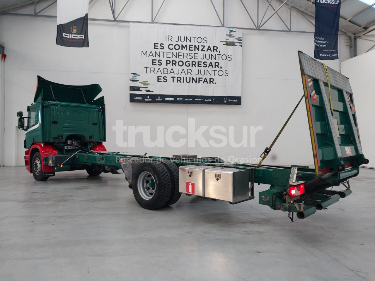 SCANIA P280.18 - Truk sasis: gambar 3 SCANIA P280.18 - Truk sasis: gambar 3