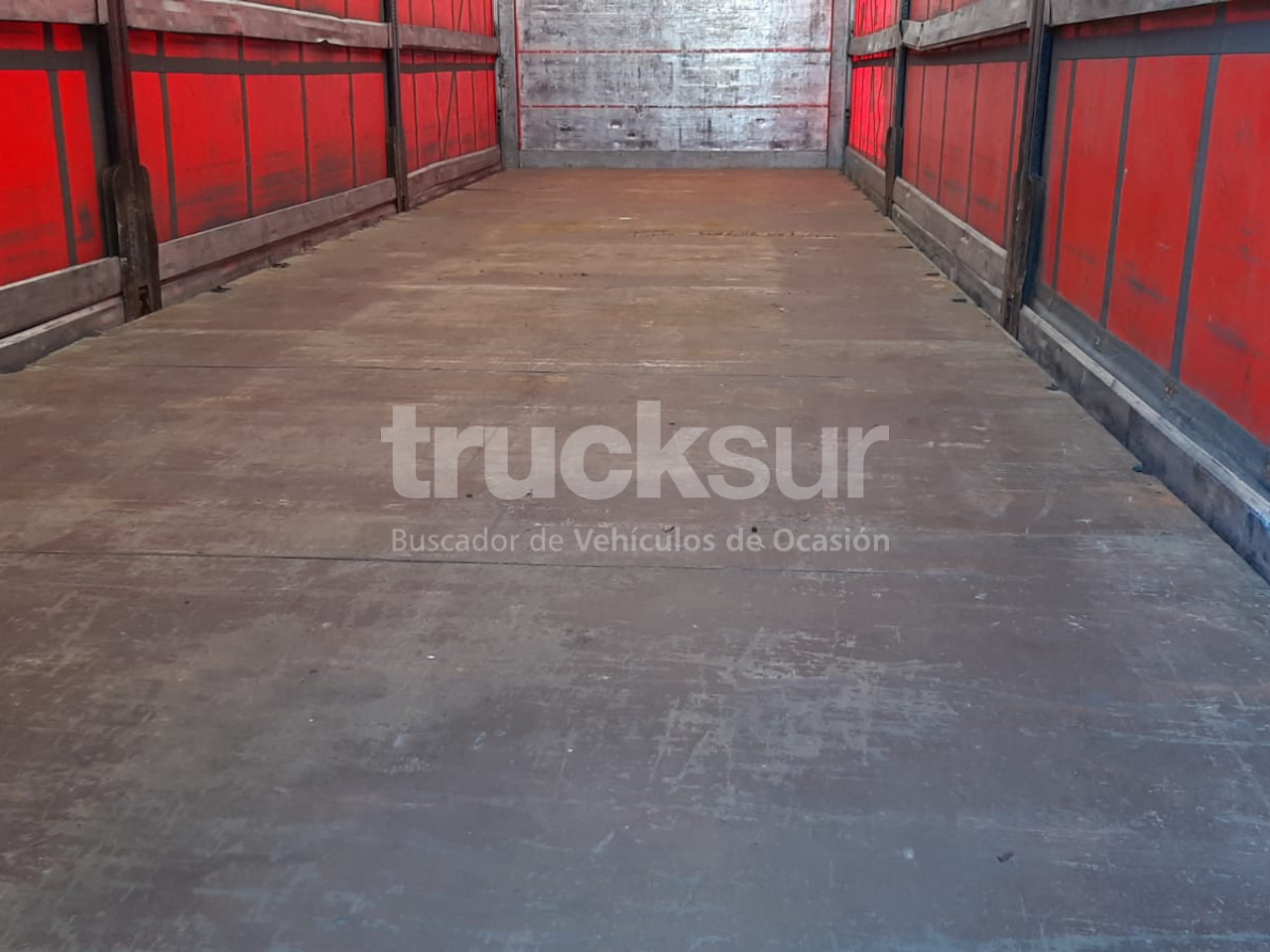 Truk dengan terpal samping SCANIA R450.18: gambar 16