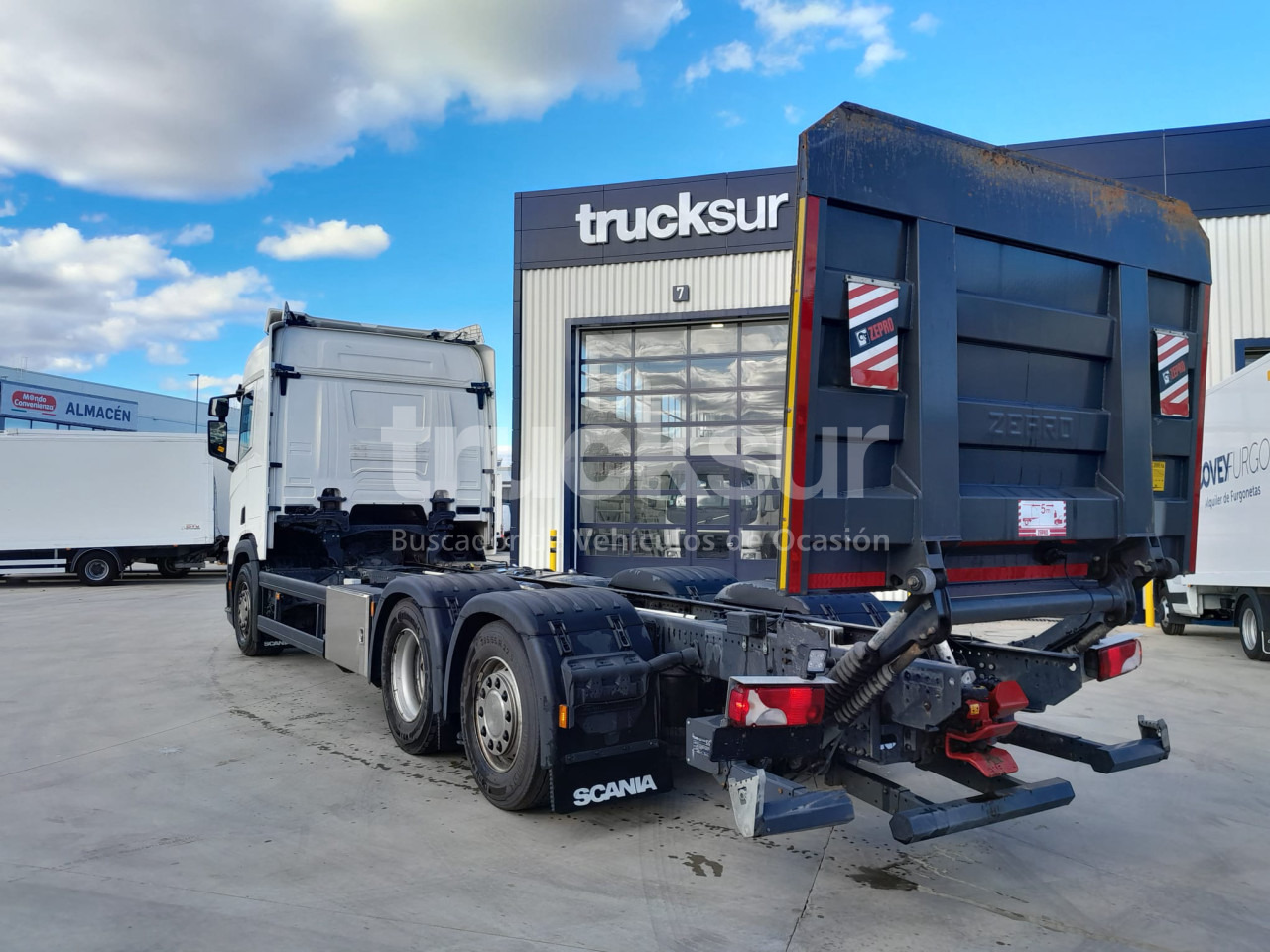 SCANIA R450.26 ejes 6x2*4 - Truk sasis: gambar 3 SCANIA R450.26 ejes 6x2*4 - Truk sasis: gambar 3