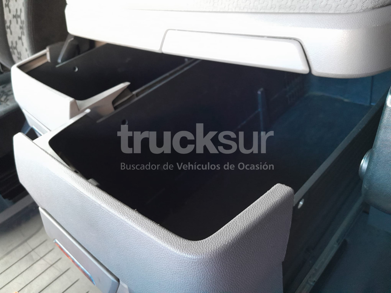 Truk sasis SCANIA R450.26 ejes 6x2*4: gambar 28