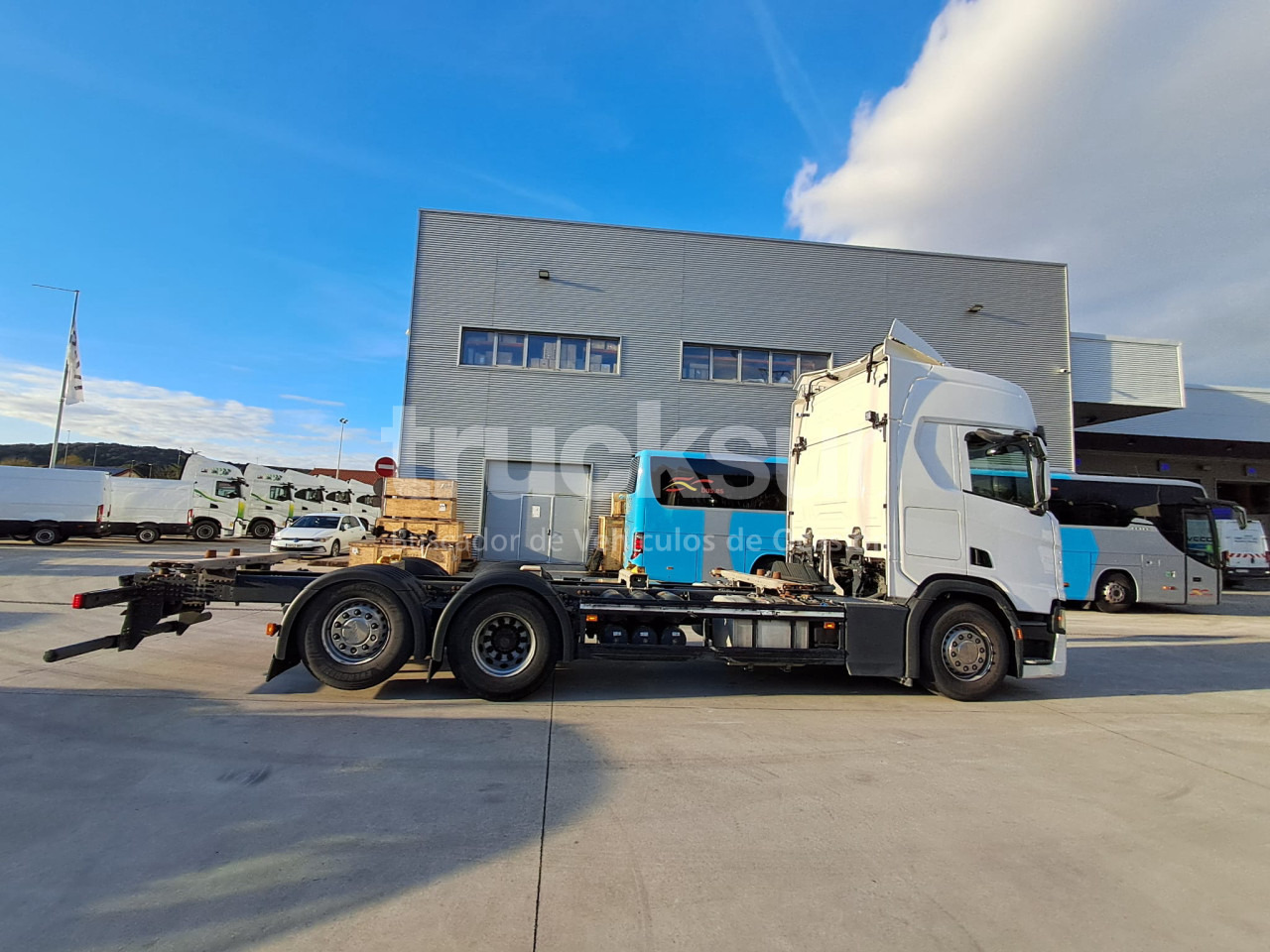 SCANIA R450.26 ejes 6x2*4 - Truk sasis: gambar 3 SCANIA R450.26 ejes 6x2*4 - Truk sasis: gambar 3