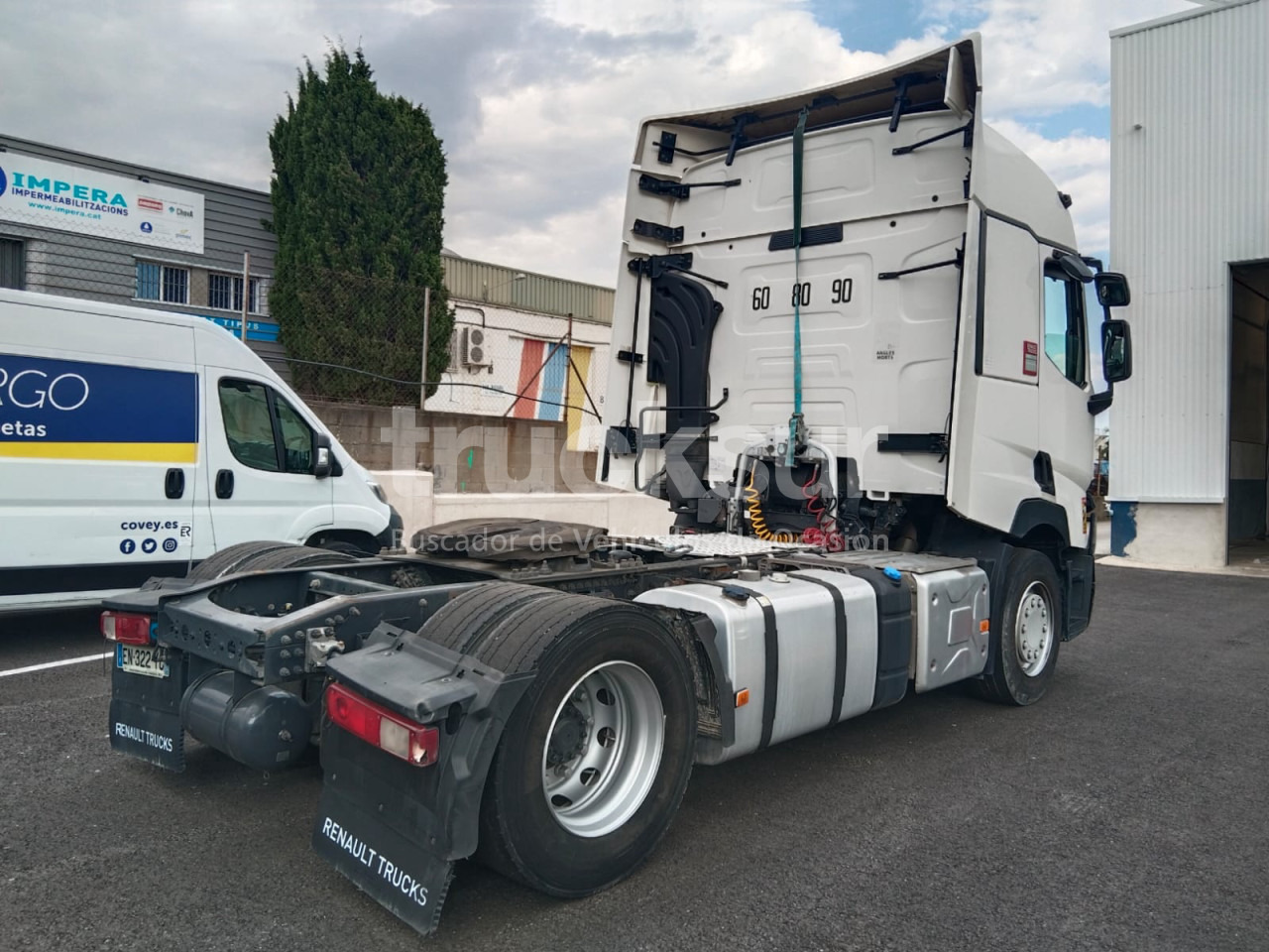 RENAULT T480 SLEEPER CAB - Tractor head: gambar 4 RENAULT T480 SLEEPER CAB - Tractor head: gambar 4