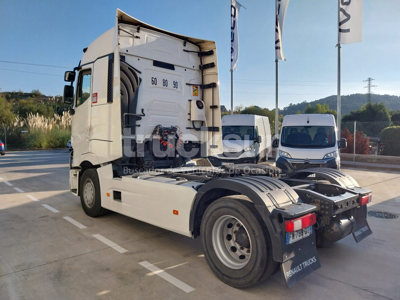RENAULT T520 HIGH SLEEPER CAB - Tractor head: gambar 4 RENAULT T520 HIGH SLEEPER CAB - Tractor head: gambar 4