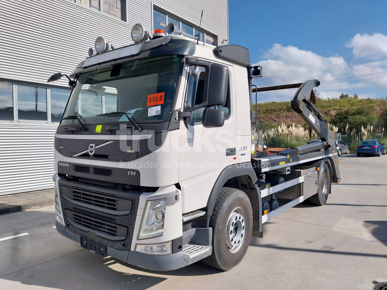 VOLVO FM 330HP - Truk jungkit: gambar 1 VOLVO FM 330HP - Truk jungkit: gambar 1