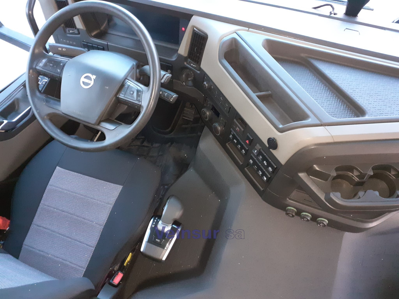 VOLVO FM 4X2 460 - Tractor head: gambar 5 VOLVO FM 4X2 460 - Tractor head: gambar 5