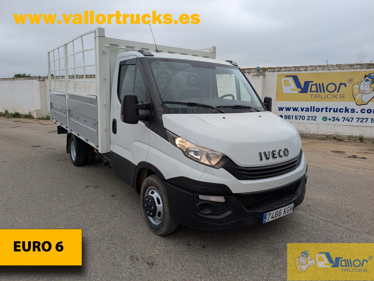 IVECO 35C15 - Van dengan terpal samping: gambar 1 IVECO 35C15 - Van dengan terpal samping: gambar 1