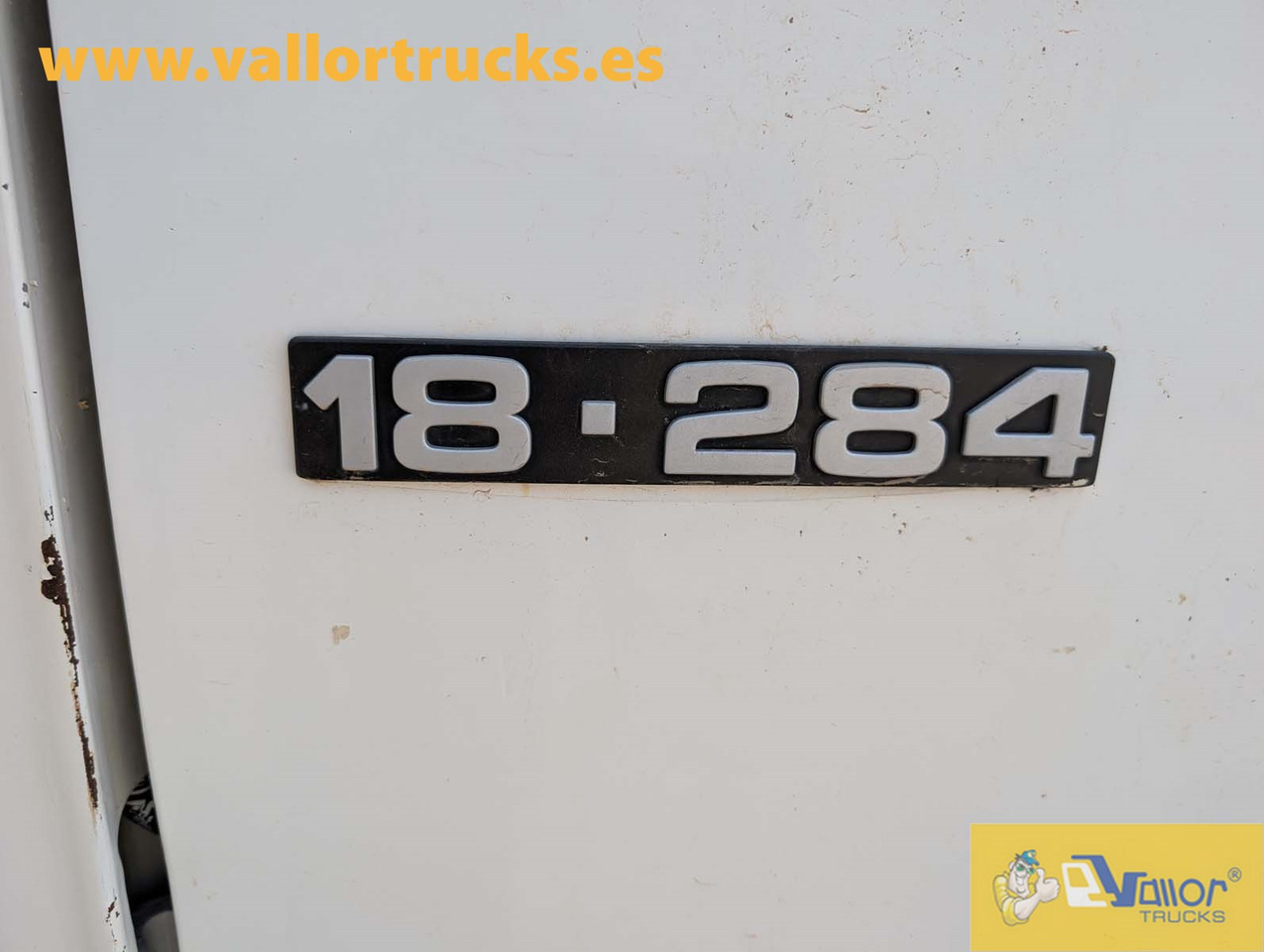 MAN 18-284 - Truk jungkit: gambar 4 MAN 18-284 - Truk jungkit: gambar 4