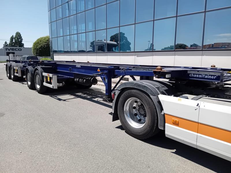 Asca - Semi-trailer pengangkut mobil: gambar 1 Asca - Semi-trailer pengangkut mobil: gambar 1