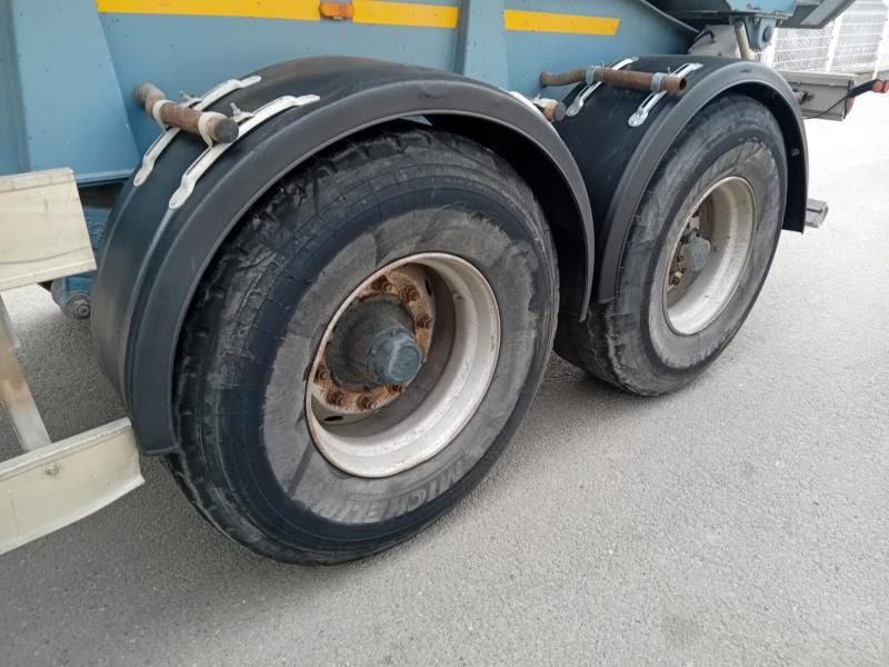 Semi-trailer jungkit Benalu: gambar 6