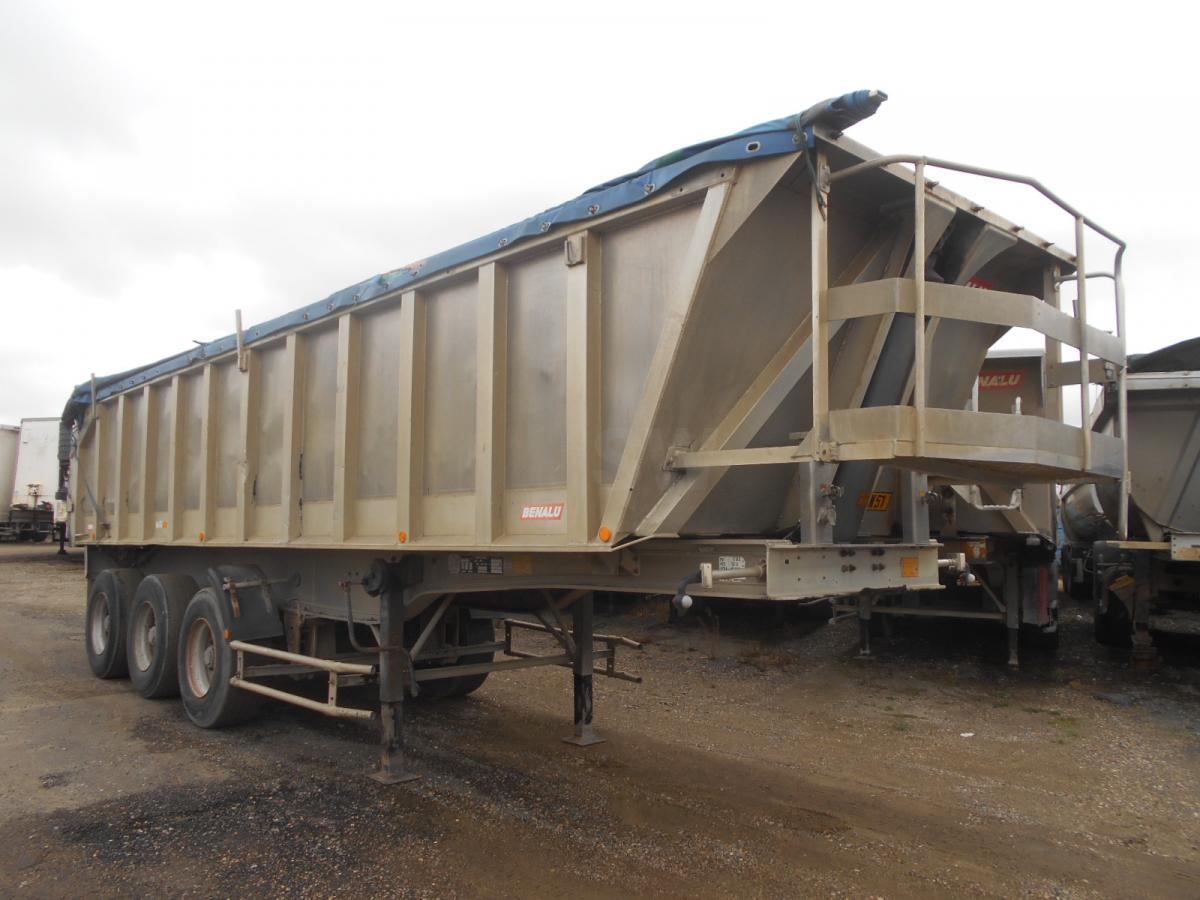 Benalu - Semi-trailer jungkit: gambar 1 Benalu - Semi-trailer jungkit: gambar 1