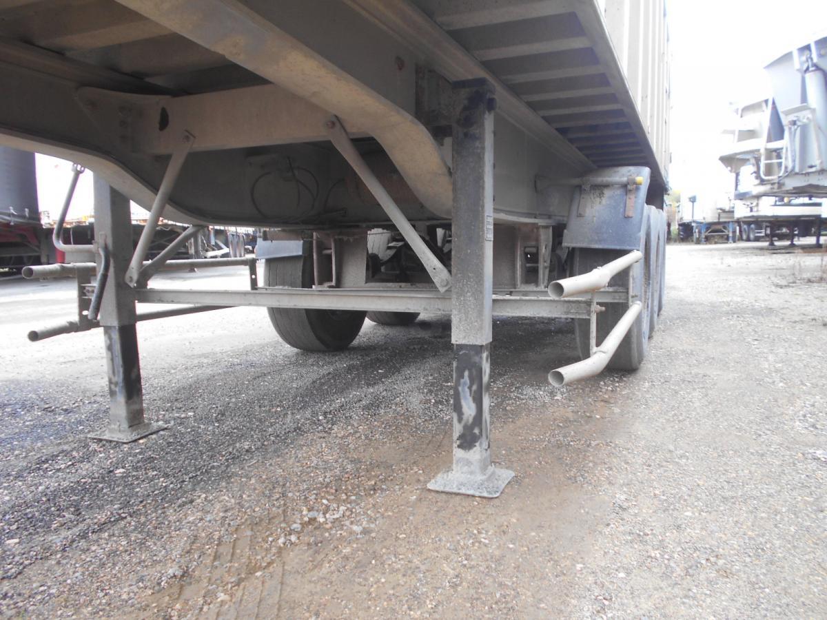 Benalu - Semi-trailer jungkit: gambar 3 Benalu - Semi-trailer jungkit: gambar 3