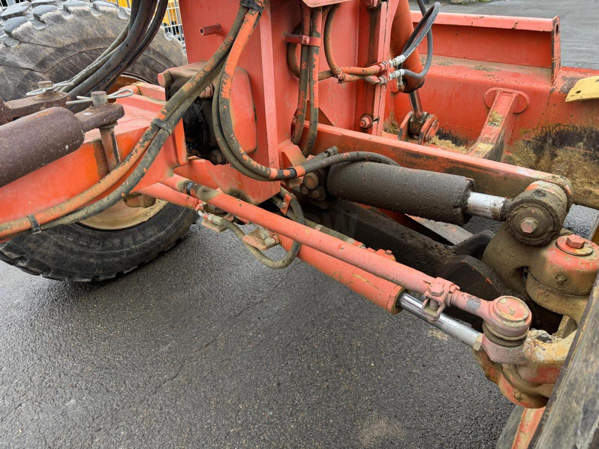 Caterpillar 120H - Grader: gambar 4 Caterpillar 120H - Grader: gambar 4